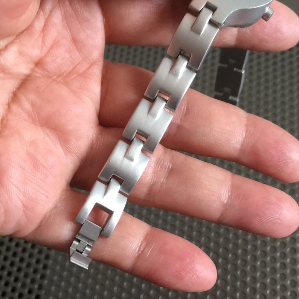 Fossil F2 Watch - image 7